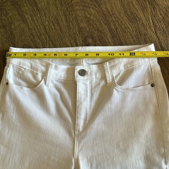 Talbots Flawless White High Rise Jegging Ankle Pants Size 4P - Picture 10 of 13